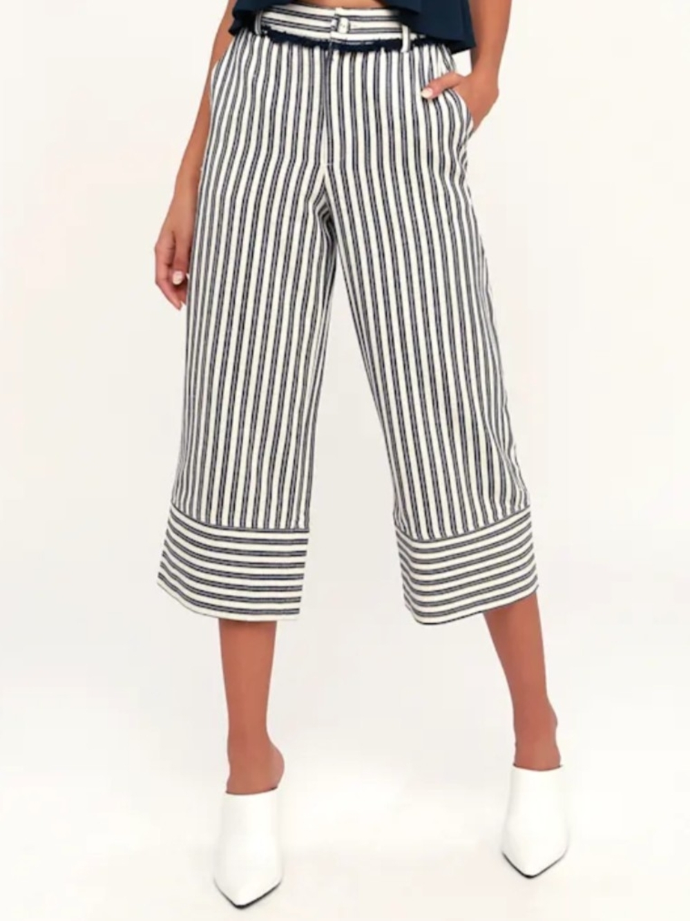 Moon River Navy and White Striped Cropped Wide-Leg Pants And Cropped Shirt SET